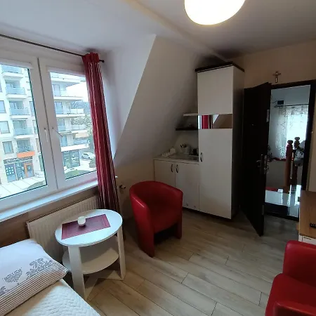 Séjour chez l'habitant Carmen Dzielnica Uzdrowiskowa 400 M Od Mola