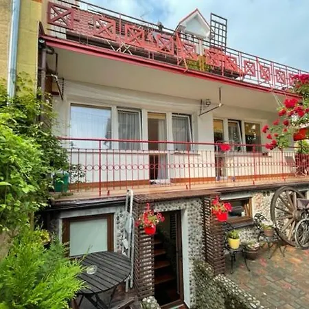 Séjour chez l'habitant Carmen Dzielnica Uzdrowiskowa 400 M Od Mola *