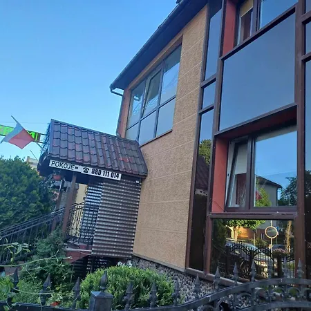 Carmen Dzielnica Uzdrowiskowa 400 M Od Mola Habitación en casa particular