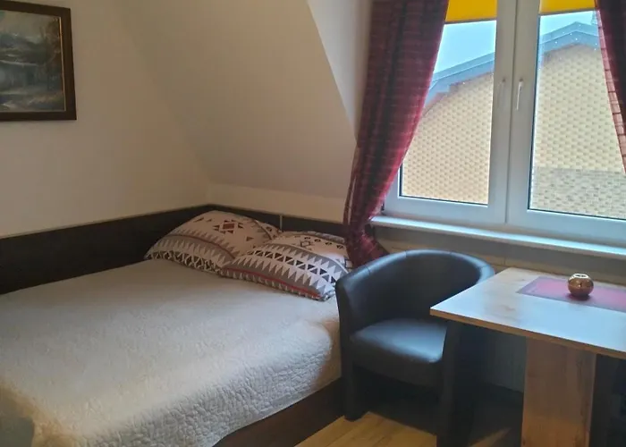 Carmen Kwatera prywatna *