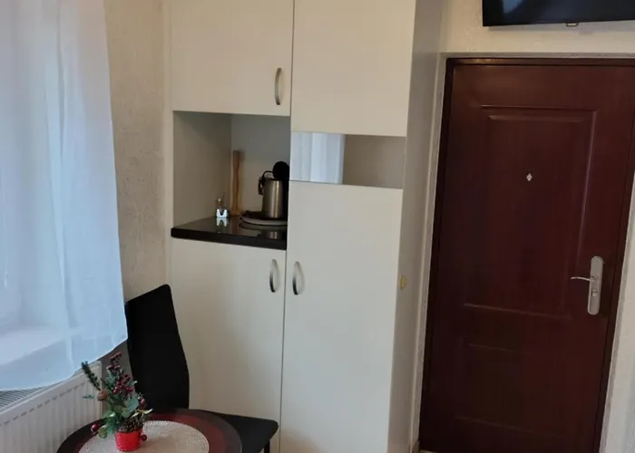 Carmen Kwatera prywatna *