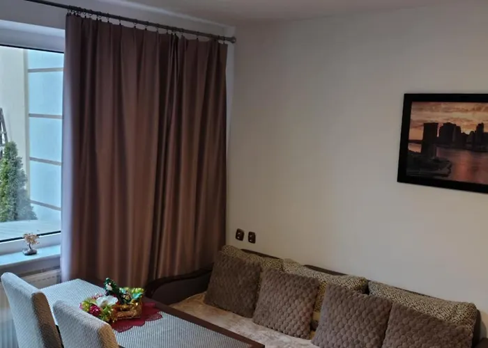 Carmen Kwatera prywatna *